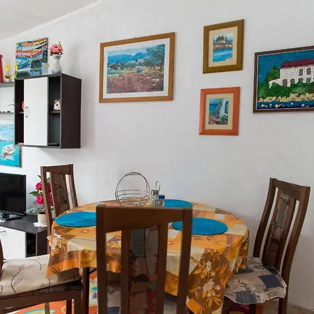 Apartament Prestige By Interhome